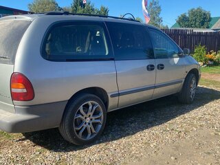 1997 Chrysler Voyager Grand III, серый, 650000 рублей, вид 3