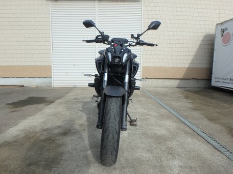 2022 Yamaha MT-07 (FZ-07), чёрный, 880000 рублей, вид 4
