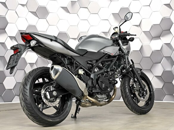 2018 Suzuki SV 650, серый, 595000 рублей - вид 6