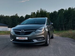 2018 Opel Zafira C Рестайлинг, серый, 1400000 рублей, вид 3
