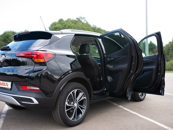 2020 Buick Encore GX I, чёрный, 1600000 рублей - вид 1