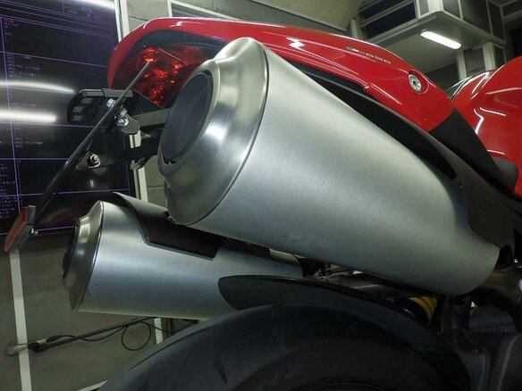2011 Ducati Monster 696, красный, 499000 рублей - вид 9