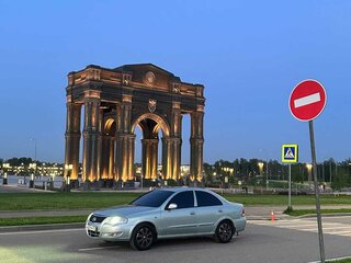 2007 Nissan Almera Classic I, серебристый, 380000 рублей, вид 2