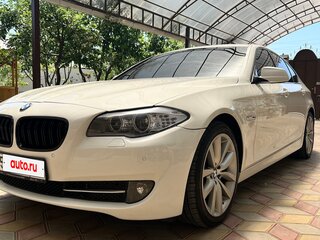 2011 BMW 5 серии 520d VI (F10/F11/F07), белый, 1590000 рублей, вид 1