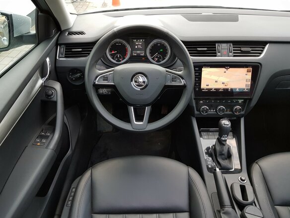 2017 Skoda Octavia III (A7) Рестайлинг, серебристый - вид 12