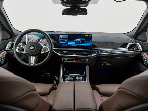 2025 BMW X6 40i III (G06) Рестайлинг, чёрный, 14490000 рублей - вид 11
