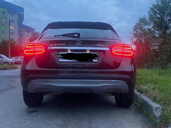 2014 Mercedes-Benz GLA 250 I (X156), коричневый, 1900000 рублей - вид 5