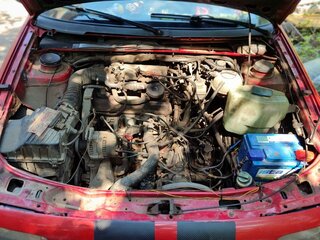 1990 Volkswagen Passat B3, красный, 280000 рублей, вид 5