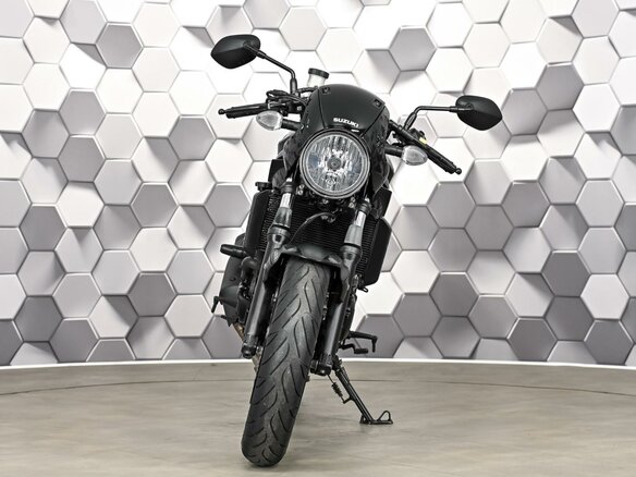 2023 Suzuki SV 650, чёрный, 677000 рублей - вид 4