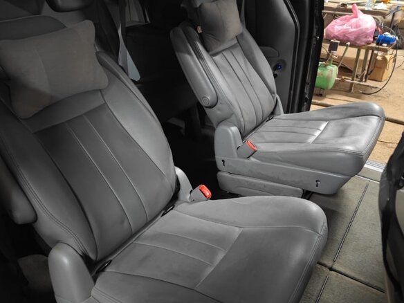 2003 Dodge Caravan IV, чёрный, 850000 рублей - вид 8