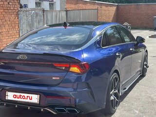 2020 Kia K5 III, синий, 2350000 рублей, вид 4