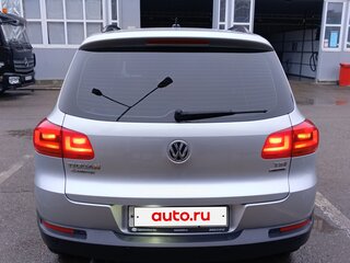2011 Volkswagen Tiguan I Рестайлинг, серебристый, 1320000 рублей, вид 4