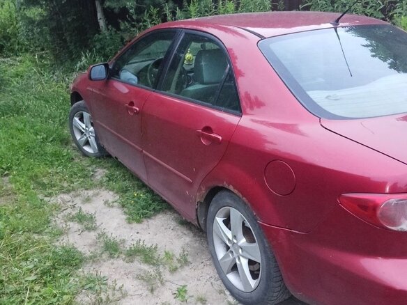 2003 Mazda 6 I (GG), красный, 255000 рублей - вид 3