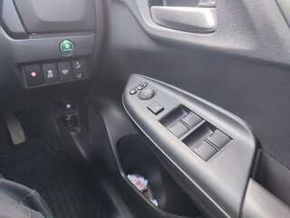 2018 Honda Fit III Рестайлинг, красный, 1750000 рублей, вид 3