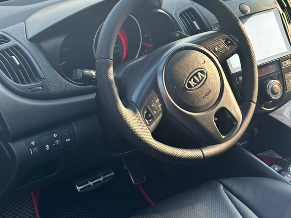 2011 Kia Cerato II, белый, 850000 рублей - вид 14