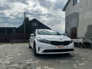 2017 Kia Forte II Рестайлинг, белый, 1300000 рублей, вид 2
