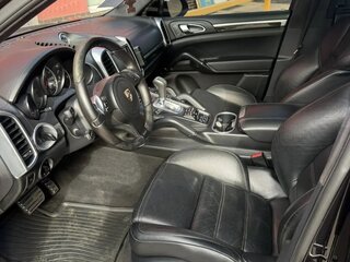 2011 Porsche Cayenne Turbo II (958), пурпурный, 1700000 рублей, вид 5