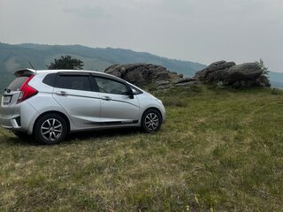 2013 Honda Fit III, серый, 1350000 рублей, вид 2