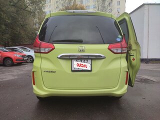 2017 Honda Freed+ II, жёлтый, 1330000 рублей, вид 5