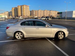 2005 BMW 5 серии 535d V (E60/E61), серебристый, 1110425 рублей, вид 4