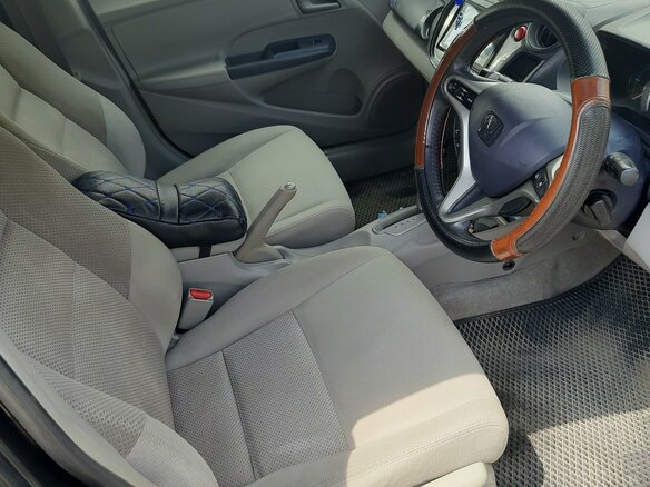 2009 Honda Insight II, чёрный, 790000 рублей - вид 7