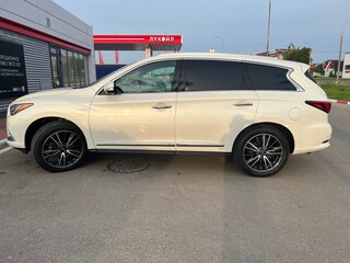 2018 Infiniti QX60 I Рестайлинг, белый, 4750000 рублей, вид 3