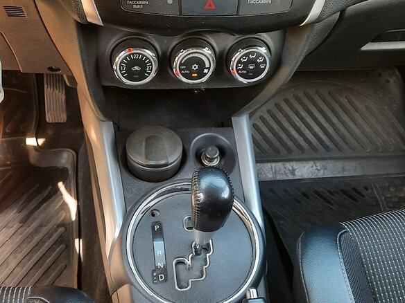 2012 Peugeot 4008 I, серый, 1300000 рублей - вид 9