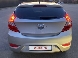 2011 Hyundai Solaris I, бежевый, 1200000 рублей, вид 5