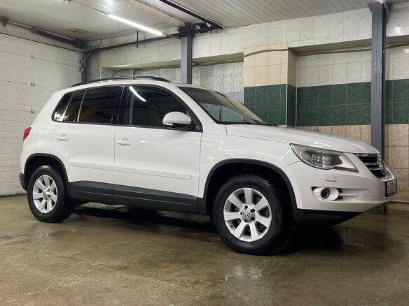 2008 Volkswagen Tiguan I, белый, 1250000 рублей - вид 2