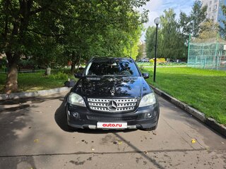 2006 Mercedes-Benz M-Класс 280 II (W164), чёрный, 1350000 рублей, вид 2