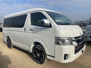 2021 Toyota HiAce H200 Рестайлинг, белый, 6070000 рублей, вид 1
