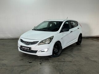2015 Hyundai Solaris I Рестайлинг, белый, 812000 рублей, вид 1