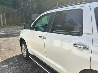 2011 Toyota Sequoia II, белый, 2499990 рублей, вид 5