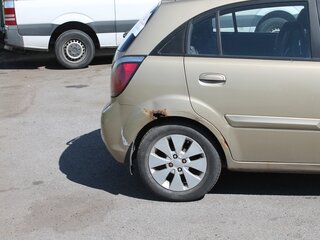 2010 Kia Rio II Рестайлинг, золотистый, 300000 рублей, вид 4