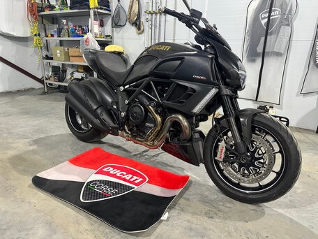 2014 Ducati Diavel Carbon, чёрный, 1170000 рублей, вид 2