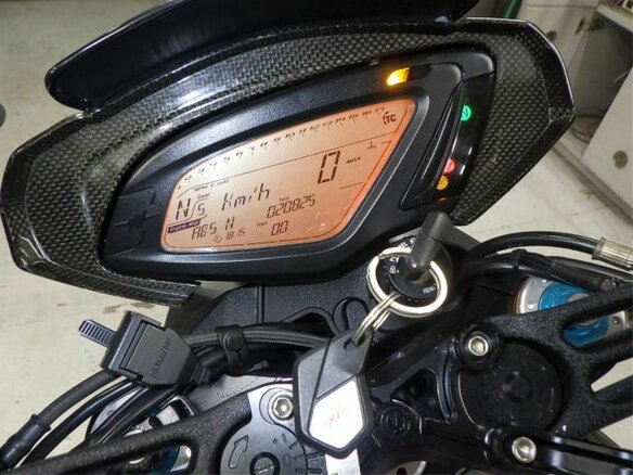 2014 MV Agusta Brutale 800, чёрный, 800000 рублей - вид 10