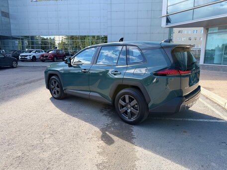 2026 Toyota RAV4 VI (XA60), зелёный, 4198000 рублей, вид 5