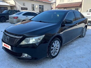 2012 Toyota Camry Japan Market VII (XV50), чёрный, 1750000 рублей, вид 2