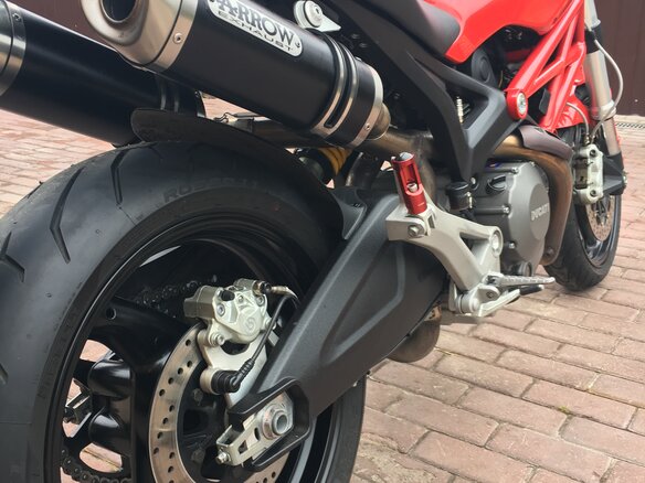2014 Ducati Monster 696, красный - вид 3