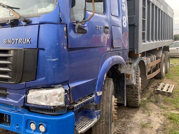 2014 Sinotruk Howo A5, синий, 2800000 рублей - вид 2