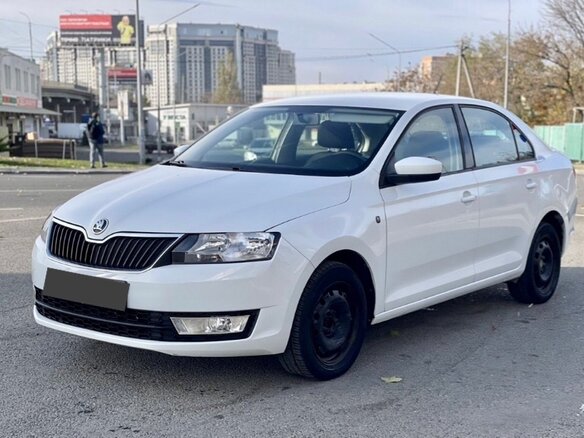 2016 Skoda Rapid I, белый, 950000 рублей