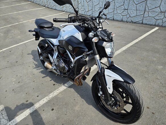 2016 Yamaha MT-07 (FZ-07), белый, 675000 рублей - вид 19