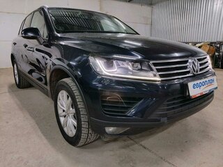 2015 Volkswagen Touareg II Рестайлинг, белый, 2350000 рублей, вид 2