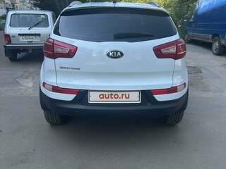 2013 Kia Sportage III, белый, 1500000 рублей, вид 4