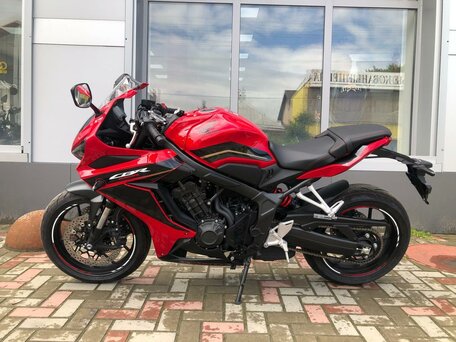 2023 Honda CBR 650R, красный, 1700000 рублей, вид 2
