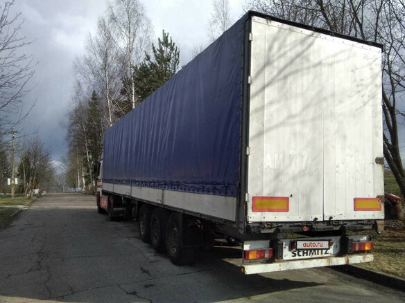 1999 Mercedes-Benz Actros, красный, 1350000 рублей - вид 2