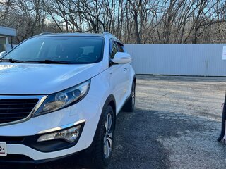 2011 Kia Sportage III, белый, 1400000 рублей, вид 4