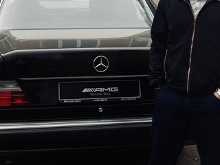 1992 Mercedes-Benz W124 300, чёрный, 2000000 рублей, вид 3