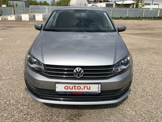 2017 Volkswagen Polo V Рестайлинг, серебристый, 1520000 рублей, вид 1