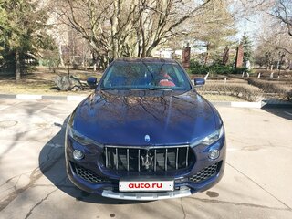 2017 Maserati Levante I, синий, 4050000 рублей, вид 2